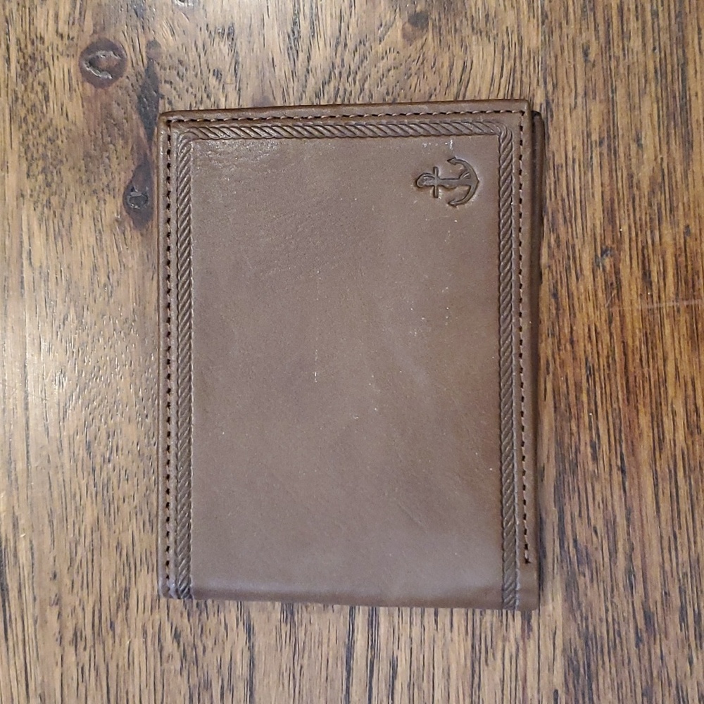 Mens Dockers brown anchor embossed bifold wallet